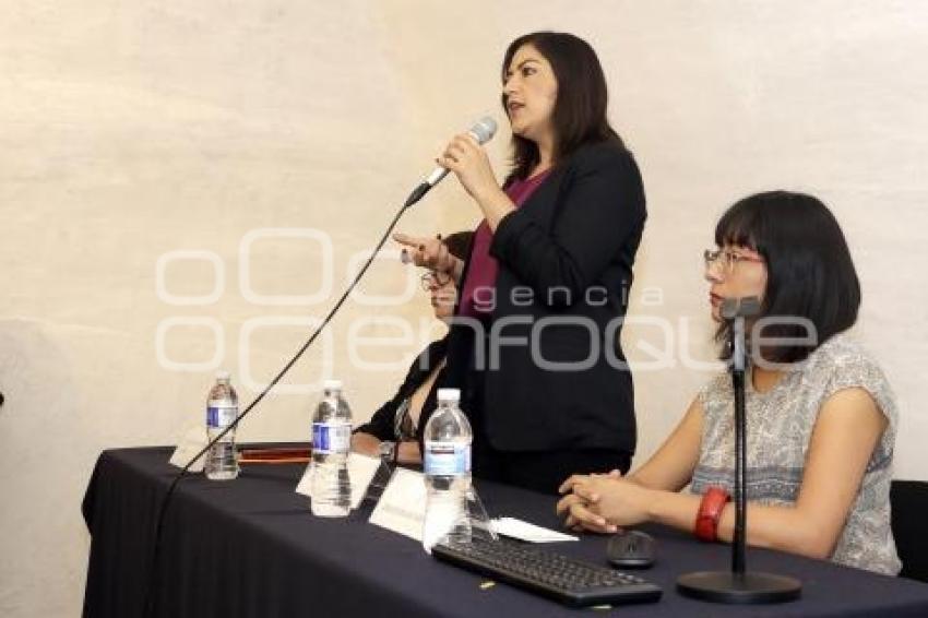 ENCUENTRO . CLAUDIA RIVERA
