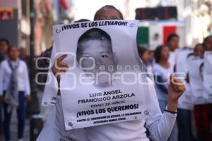 MARCHA POR AYOTZINAPA