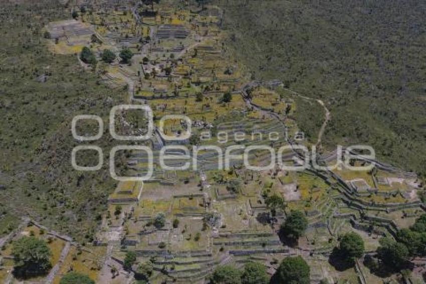 ZONA ARQUEOLÓGICA . CANTONA