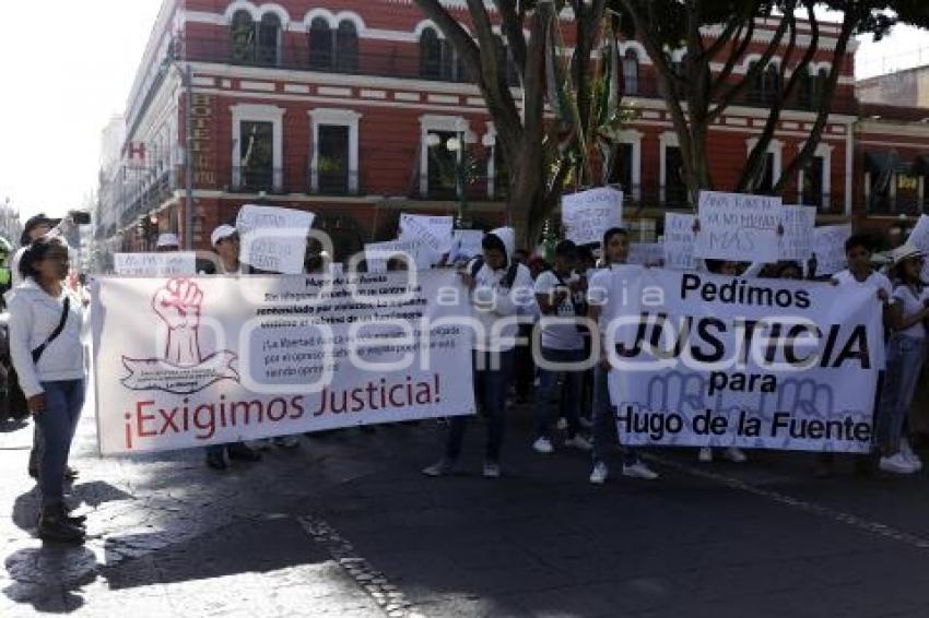 MANIFESTACION HUGO DE LA FUENTE