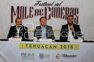 FESTIVAL MOLE DE CADERAS