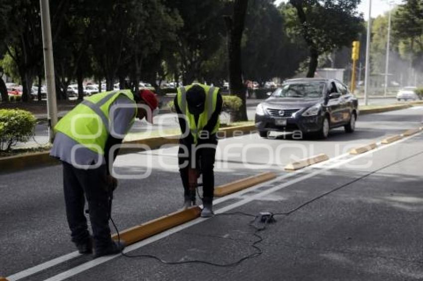 SEPARADORES CARRIL LÍNEA 3