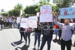 MANIFESTACIÓN ESTUDIANTES . TEHUACÁN