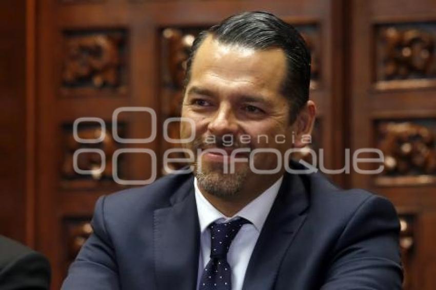HÉCTOR SÁNCHEZ
