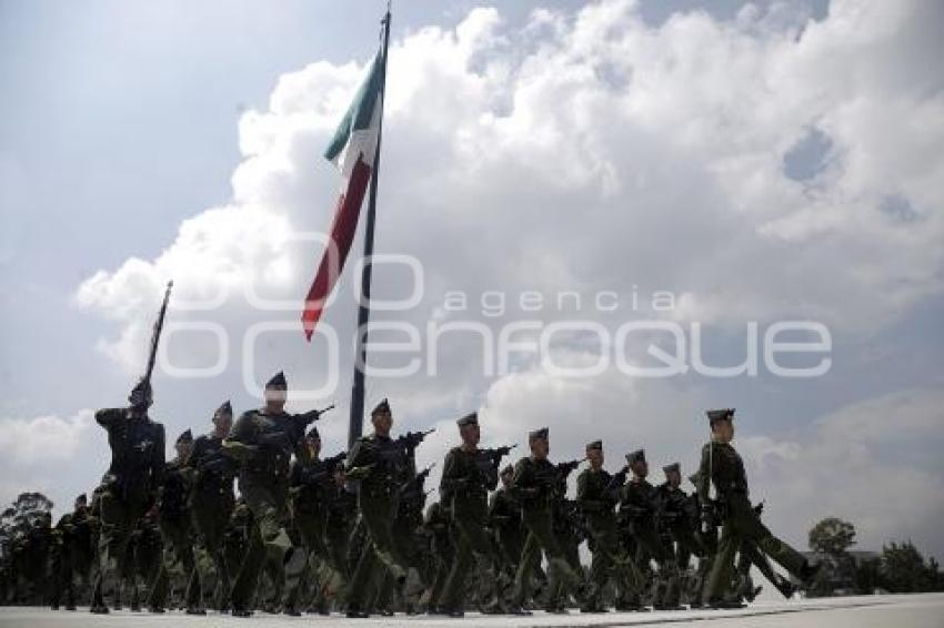 TIMBRE POSTAL ESCUELA MILITAR DE SARGENTOS