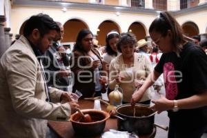 RITUAL MOLE DE CADERAS