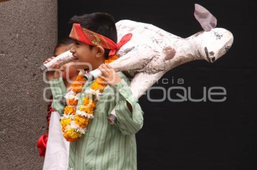 RITUAL MOLE DE CADERAS