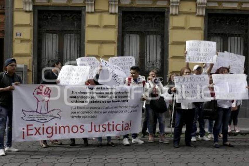 MANIFESTACIÓN HUGO DE LA FUENTE