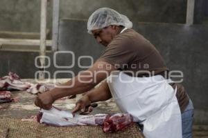 MATANZA DE CHIVOS . TEHUACÁN