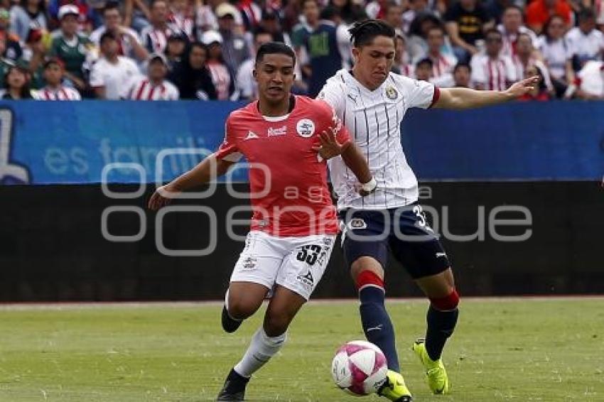 FÚTBOL . LOBOS BUAP VS CHIVAS