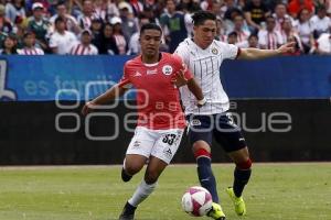 FÚTBOL . LOBOS BUAP VS CHIVAS