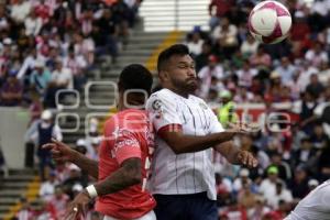 FÚTBOL . LOBOS BUAP VS CHIVAS