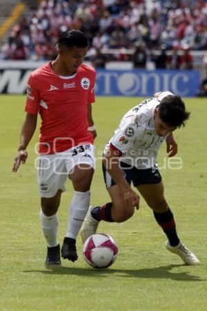 FÚTBOL . LOBOS BUAP VS CHIVAS
