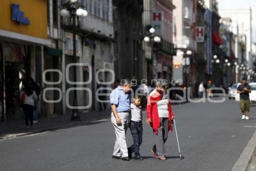 AUSENCIA DE CICLOVIA DOMINICAL