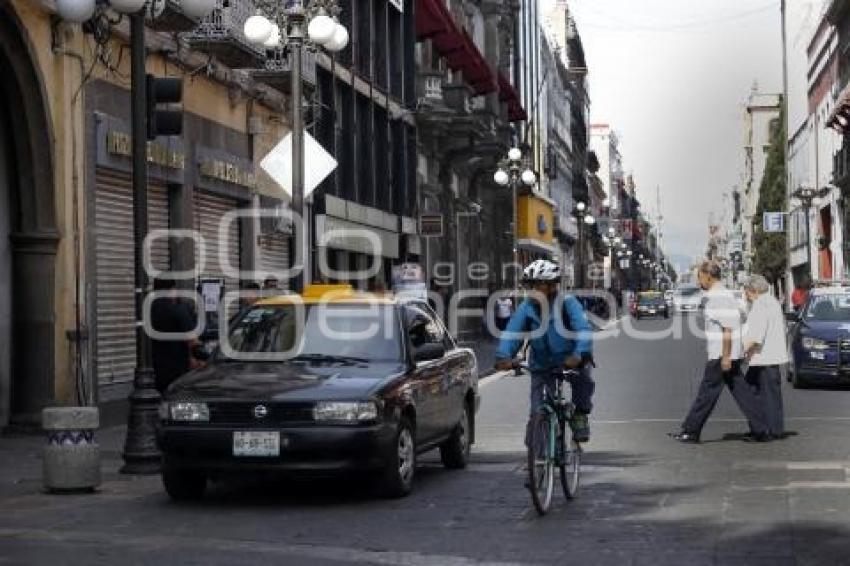 AUSENCIA DE CICLOVIA DOMINICAL