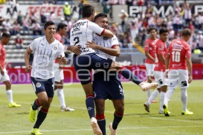 FÚTBOL . LOBOS BUAP VS CHIVAS