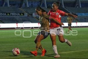 FUTBOL FEMENIL . LOBAS VS PUMAS