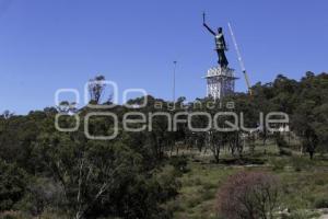 ESTATUA DE LA VICTORIA