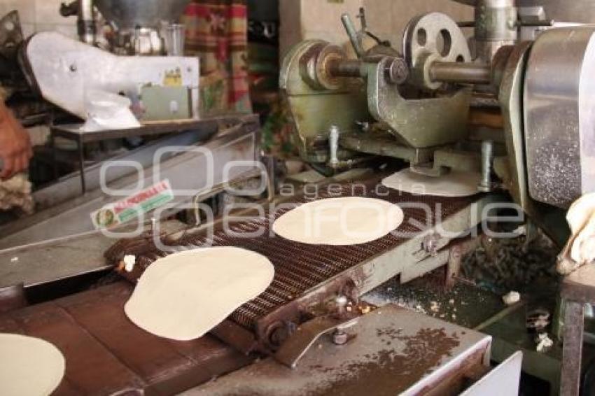 TORTILLA . ECONOMÍA