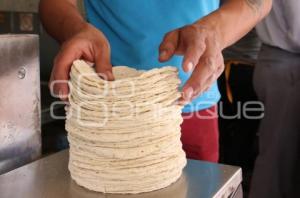 TORTILLA . ECONOMÍA