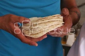 TORTILLA . ECONOMÍA