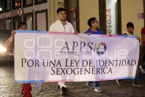 MARCHA A FAVOR LEY SEXOGENERICA