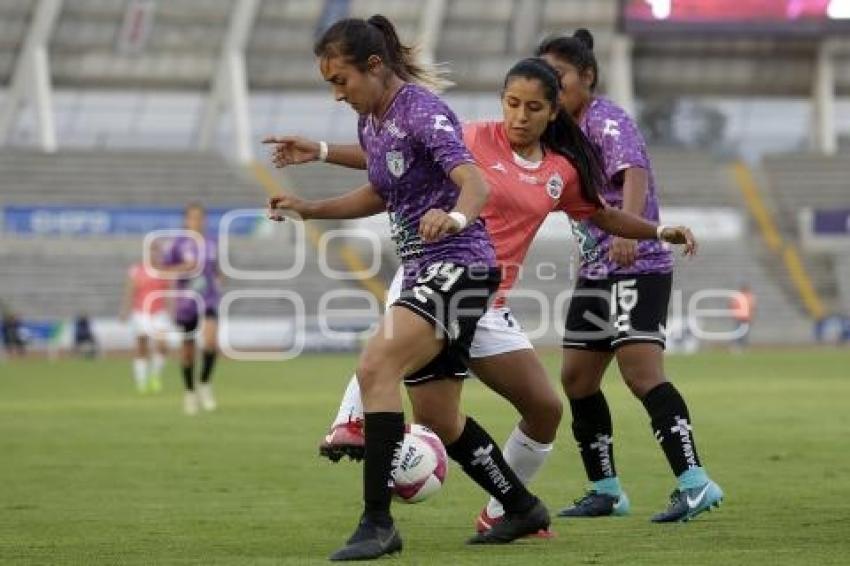 FÚTBOL FEMENIL . LOBOS BUAP VS PACHUCA