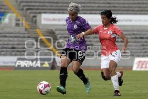 FÚTBOL FEMENIL . LOBOS BUAP VS PACHUCA