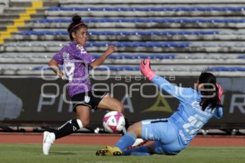 FÚTBOL FEMENIL . LOBOS BUAP VS PACHUCA