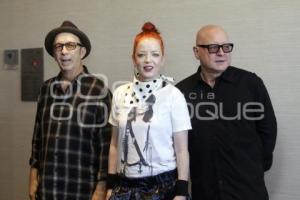 RUEDA DE PRENSA GARBAGE