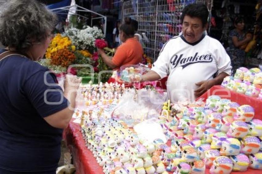 VENTA TEMPORADA DE MUERTOS . ACATLÁN