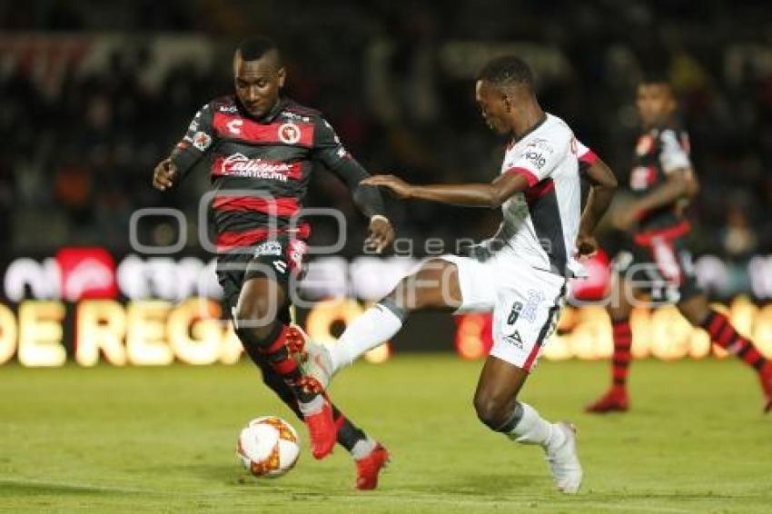 FÚTBOL . LOBOS BUAP VS XOLOS