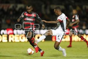 FÚTBOL . LOBOS BUAP VS XOLOS