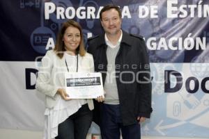 ENTREGA BECAS CONCYTEP