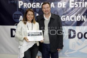 ENTREGA BECAS CONCYTEP