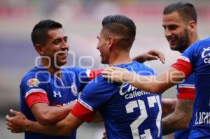 FÚTBOL . CRUZ AZUL VS LOBOS