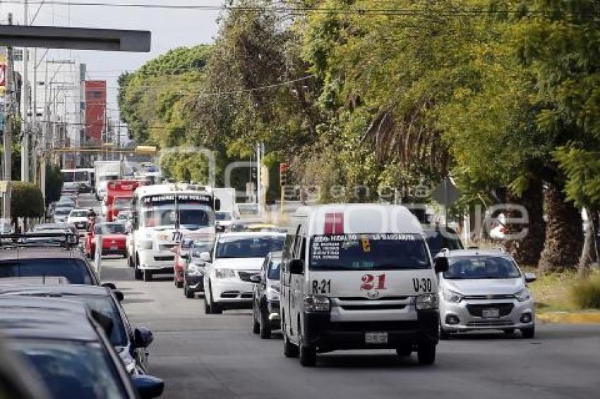 TRANSPORTE PÚBLICO .  VÍAS ALTERNAS