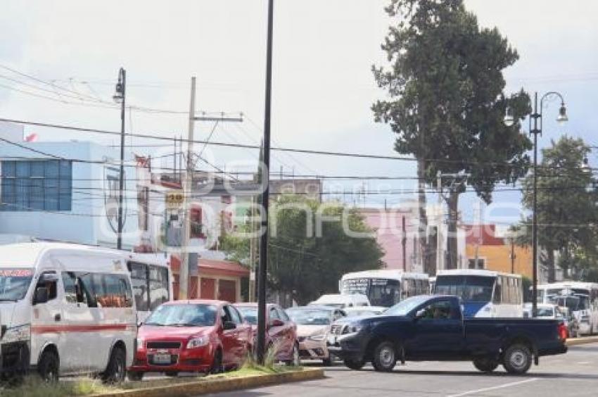 TRANSPORTE PÚBLICO . VÍAS ALTERNAS