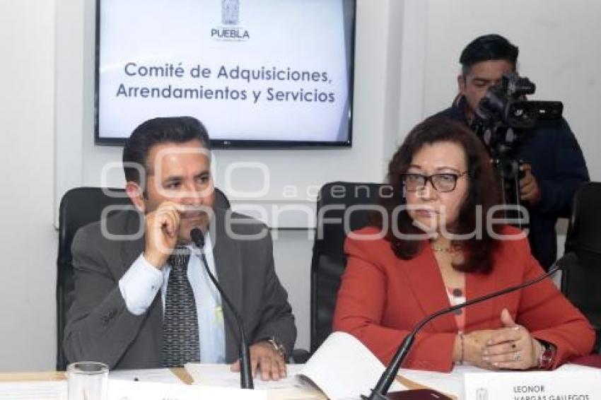 CONGRESO . COMISION ADQUISICIONES