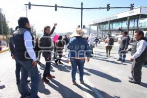 MANIFESTACIÓN . LÍNEA 3 . METROBÚS