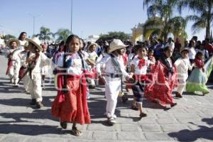 DESFILE 20 DE NOVIEMBRE . ACATLÁN