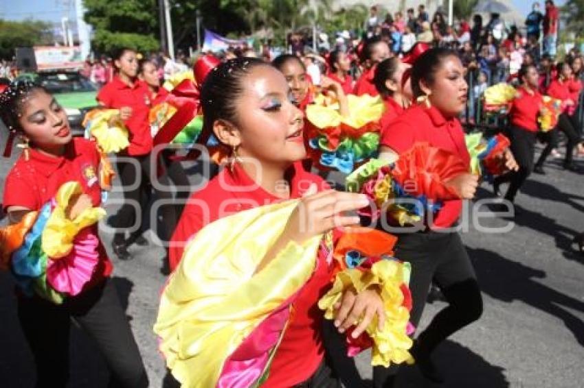 DESFILE 20 DE NOVIEMBRE . TEHUACÁN