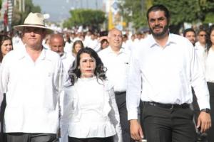 DESFILE 20 DE NOVIEMBRE . TEHUACÁN