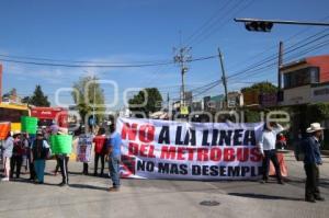 MANIFESTACIÓN . LÍNEA 3 . METROBÚS