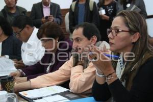 REGIDORES . REUNIÓN DE COMISIONES UNIDAS