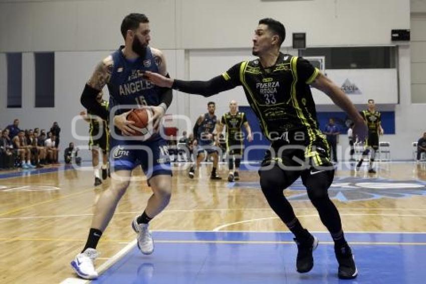 BASQUETBOL . ANGELES VS FUERZA REGIA