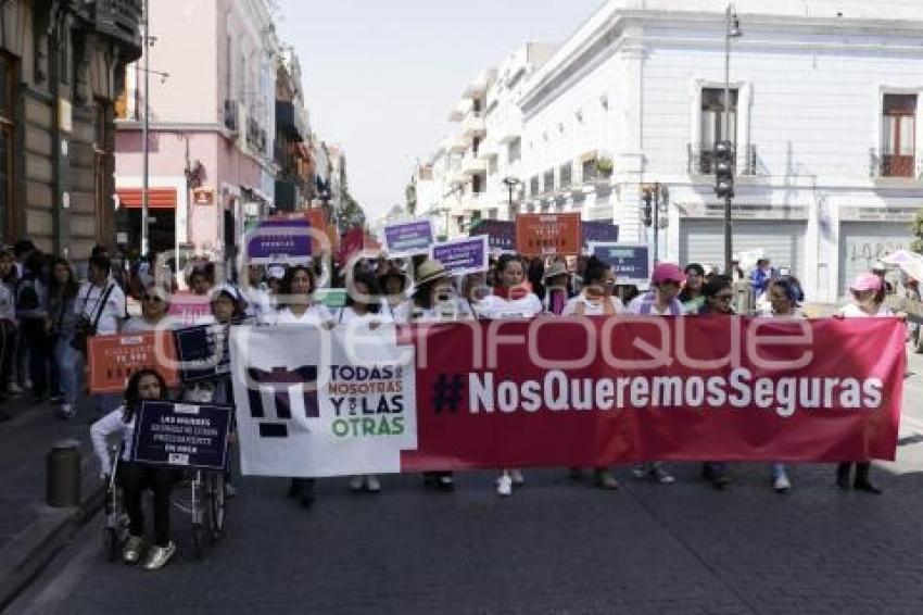 MARCHA CONTRA VIOLENCIA DE GENERO