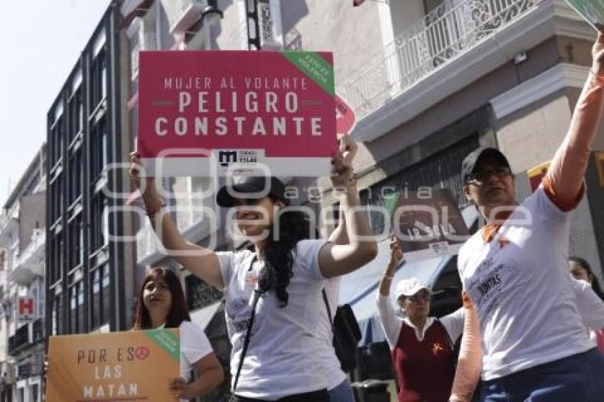 MARCHA CONTRA VIOLENCIA DE GENERO