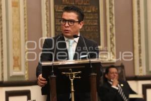 CONGRESO . ENTREGA DE INFORME