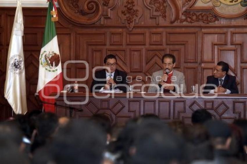 CONSEJO UNIVERSITARIO